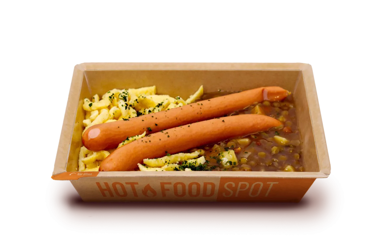 Linsengericht mit Spätzle und Wiener Würstchen